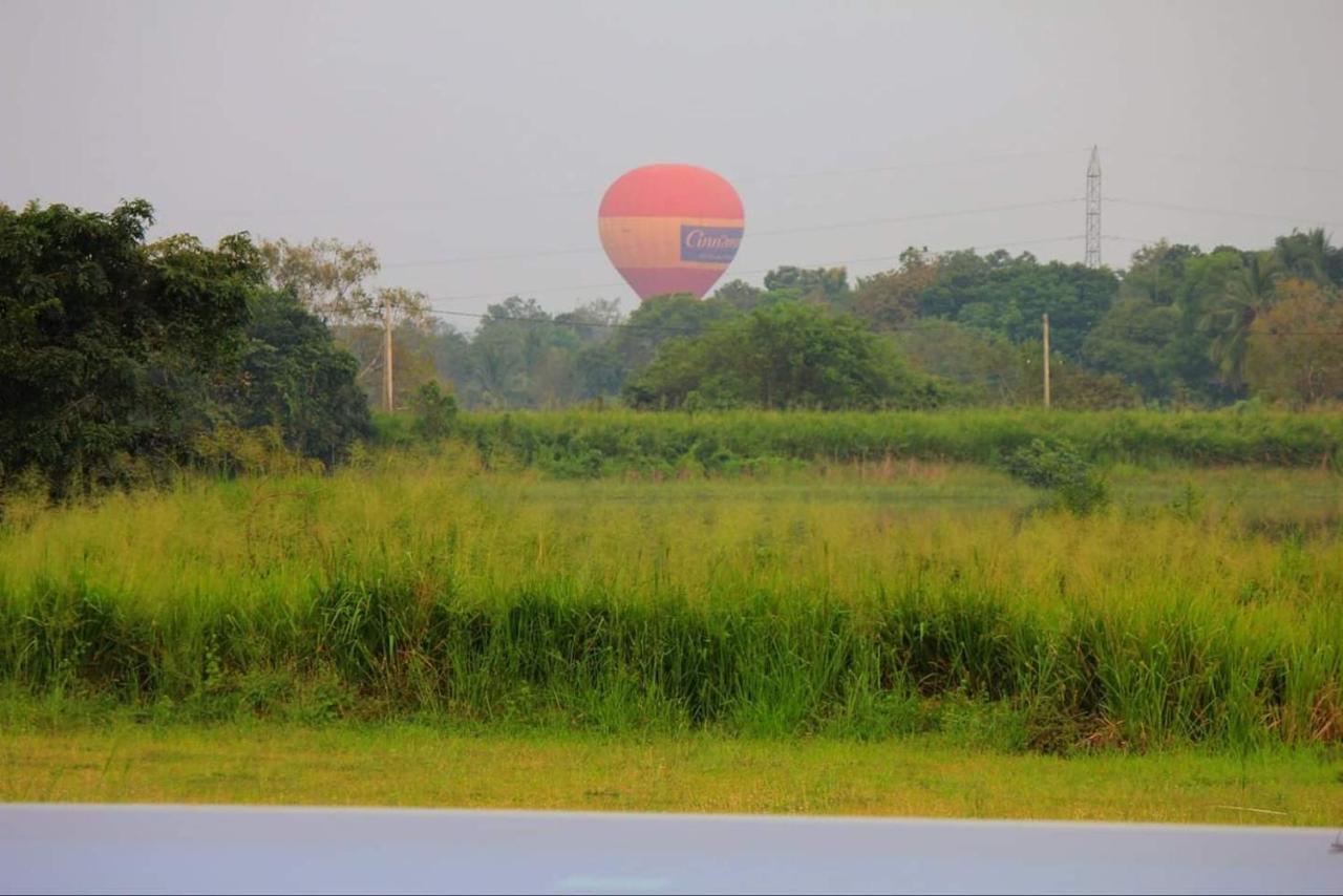 Rho Sigiriya Lake Edge Retreat Kibissa Kültér fotó